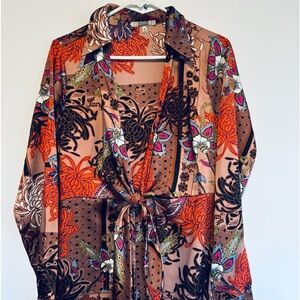 gimmick by BKE Kimono in Asian Orange/Brown/Black Print New. Worn once.
